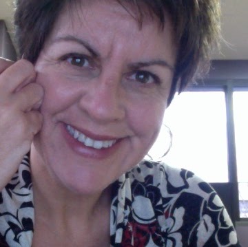 Lori Cooper Photo 51
