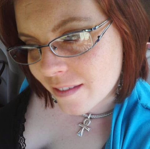 Angela Wyatt Photo 25