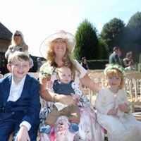 Julie Hutchins Photo 38