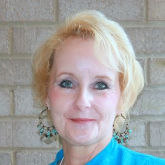 Linda Brandon Photo 40