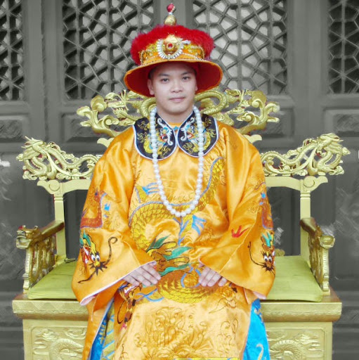 Raymond Li Photo 34