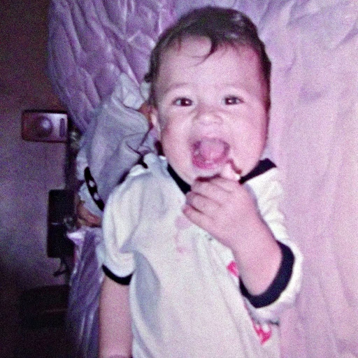 Julia Nolasco Photo 11