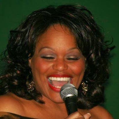 Paula Johns Photo 17