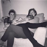 Katie Low Photo 17