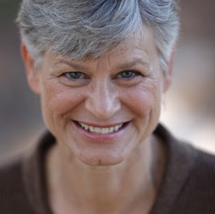 Diane Hawkins Photo 23