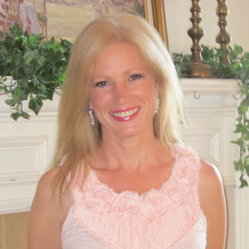 Gina Roberts Photo 28