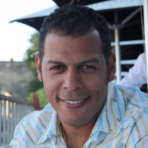 Raul Sanchez Photo 19