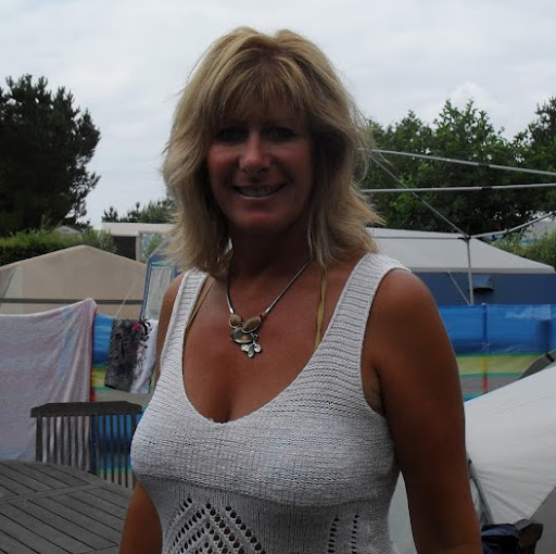 Paula Alexander Photo 15