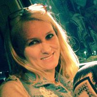 Amanda Craft Photo 18