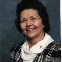 Carolyn Garrett Photo 28