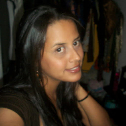 Yaritza Maldonado Photo 17
