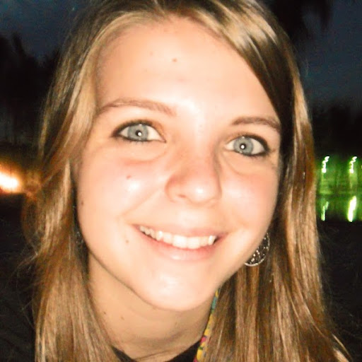 Kylie Scott Photo 22