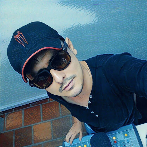 Alexander Ramirez Photo 35