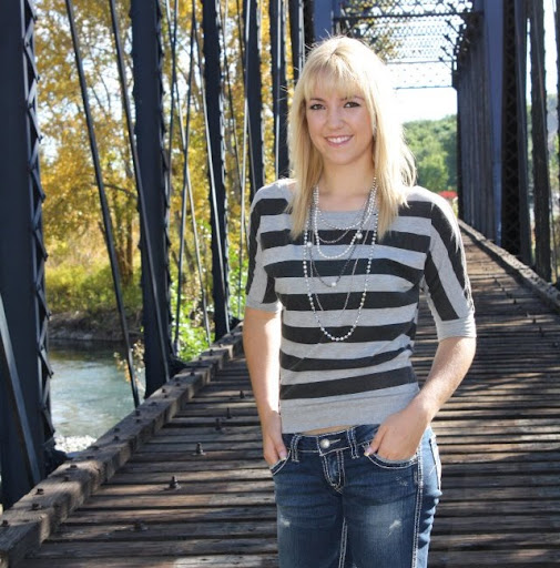 Katie Reeder Photo 18