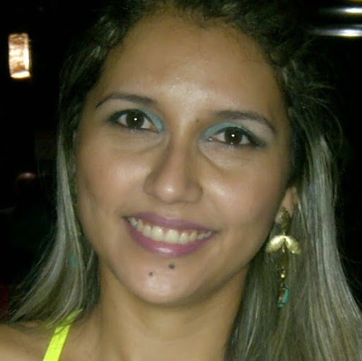Evelyn Reis Photo 22