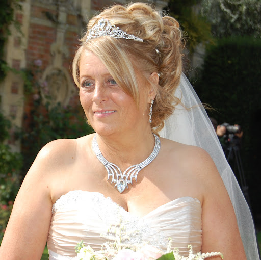Christine Read Photo 24