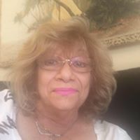 Sandra Blum Photo 35