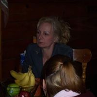 Susan Bishop Photo 44