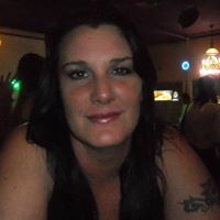 Kelly Hansen Photo 32