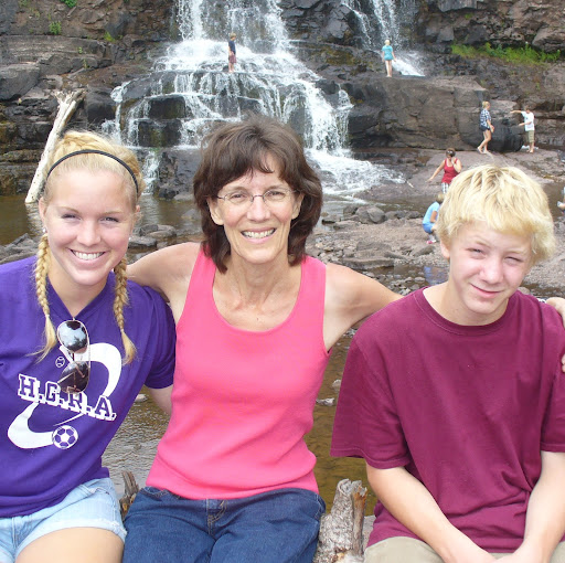 Ann Erickson Photo 48