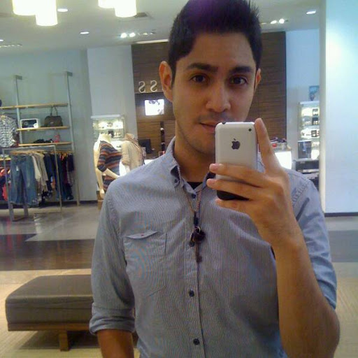 Adrian Rodriguez Photo 25