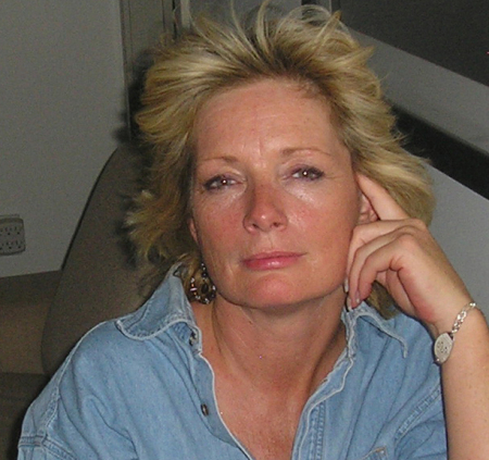 Lois Campbell Photo 27
