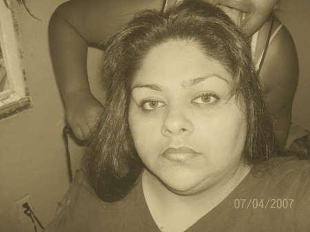 Maria Estrada Photo 29
