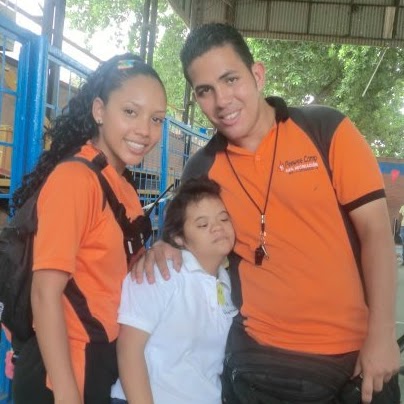 Ronald Flores Photo 40