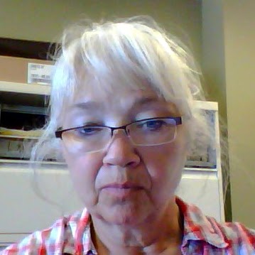 Caroline Blevins Photo 12