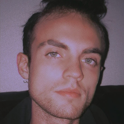 Devin Ryan Photo 14