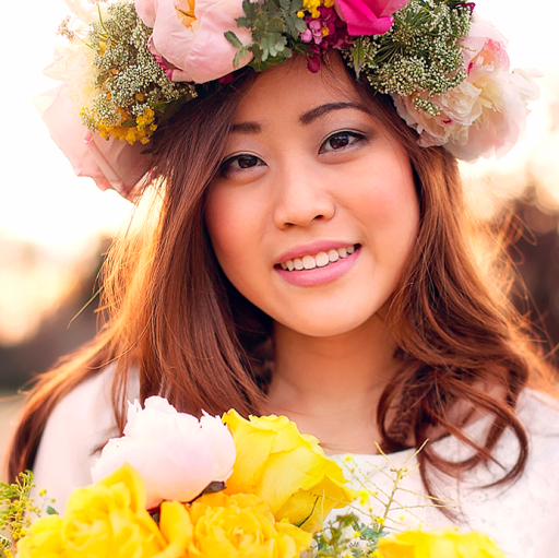 Stephanie Yoon Photo 16