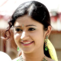 Ariba Ahmad Photo 9