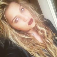 Chelsea Kennedy Photo 21