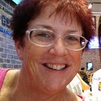 Julie Dailey Photo 24