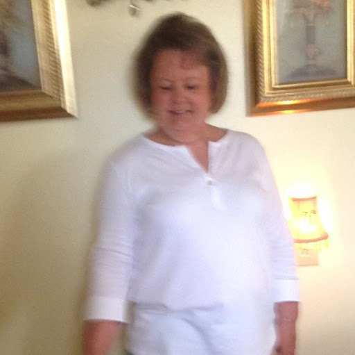 Linda Ward Photo 37