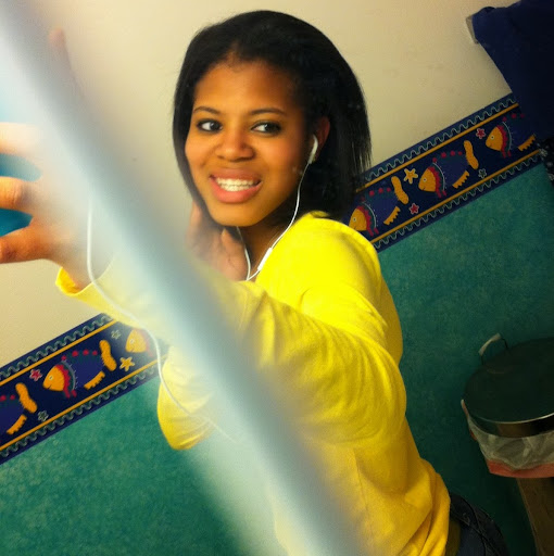 Naomi Lofton Photo 7