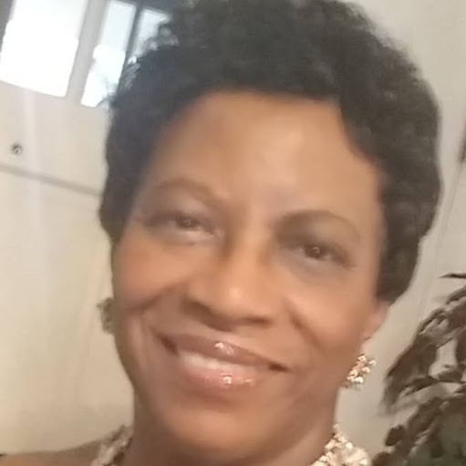 Dorothy Holmes Photo 43