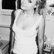 Candice Austin Photo 27