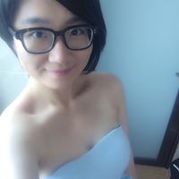 Erin Zheng Photo 7