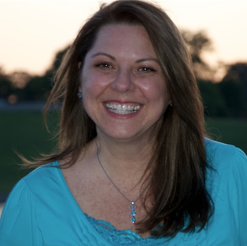 Lori Holt Photo 22