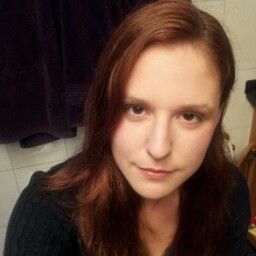 Stephanie Hale Photo 44