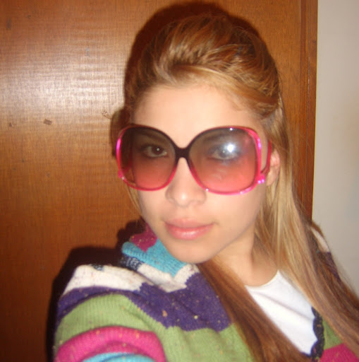Deisy Avila Photo 15