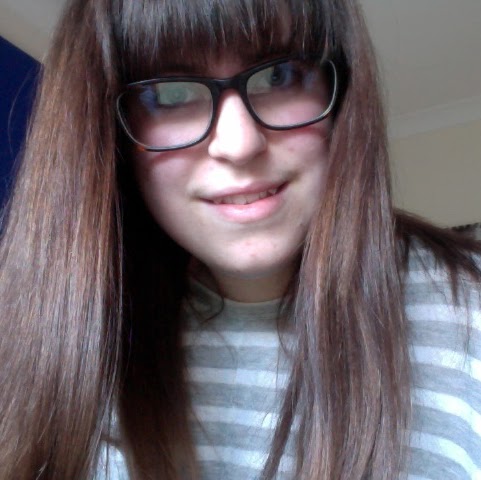 Laura Church Photo 36