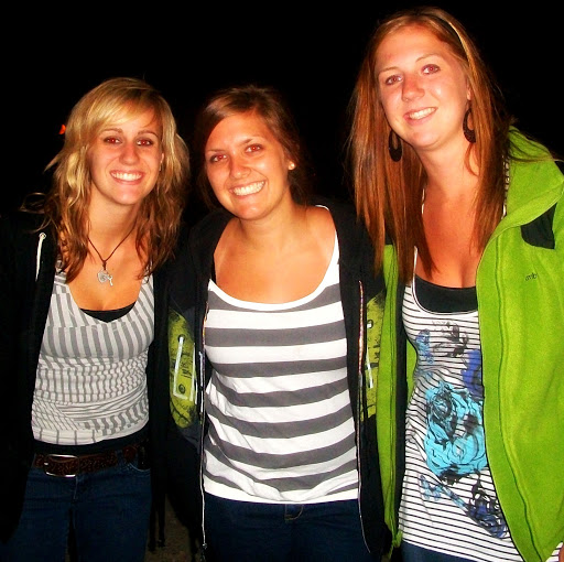 Lindsay Welch Photo 29