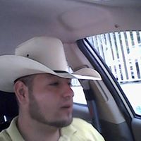 Armando Uriel Photo 8