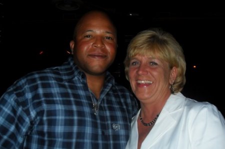 Debra Brown Photo 48
