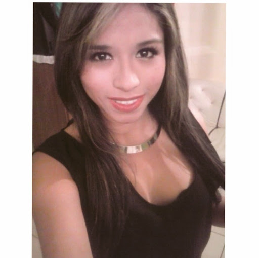 Perla Gomez Photo 23