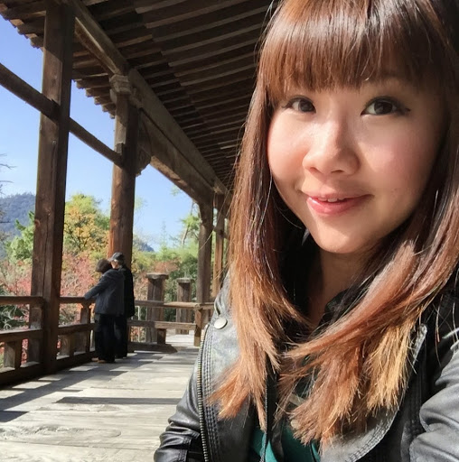 Pamela Tan Photo 19