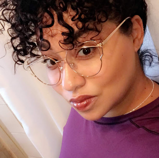 Yajaira Santana Photo 15