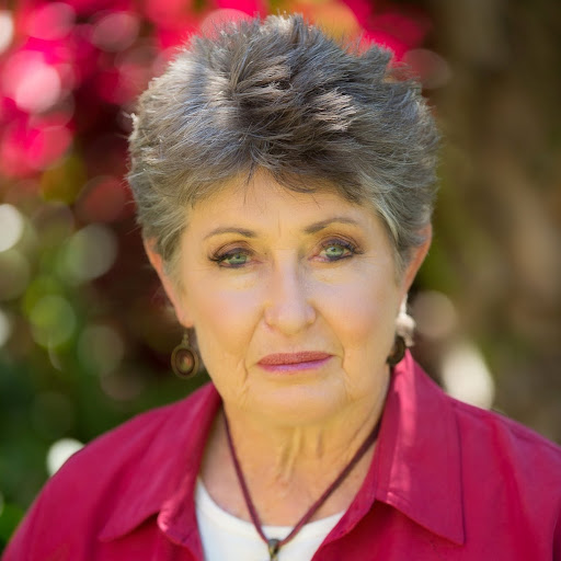 Robyn Walker Photo 10